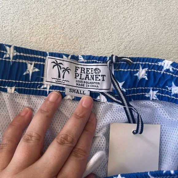 NWT Free Planet Men’s US Flag Shark Swim Trunks S - Picture 6 of 12